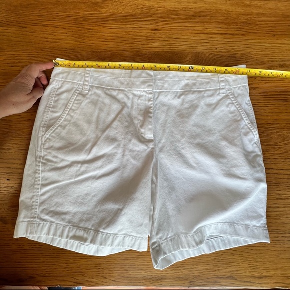⭐️ J Crew White Chino 6” Inseam Short Size 10 - Picture 6 of 12